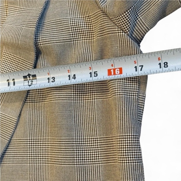 Rachel Zoe Tan Blazer with Textured Fabric and Open Front - Picture 6 of 7